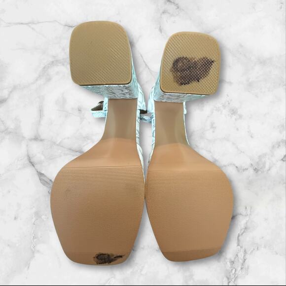 •	XIEDA Beige Snake Embossed Chunky Heel Platform Sandals 7.5 - Picture 4 of 6